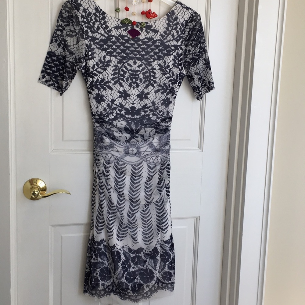 Gorgeous Kay Unger dress